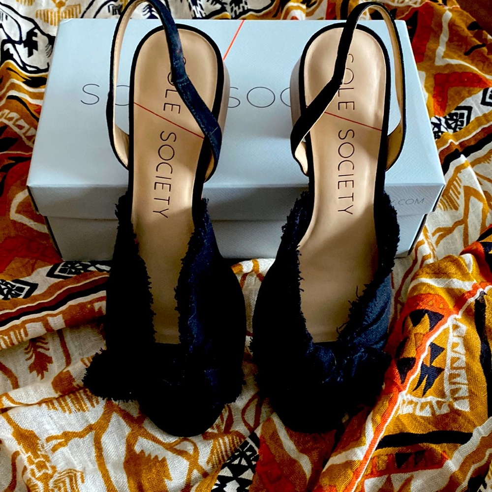 NEW Sole Society canvas sandals